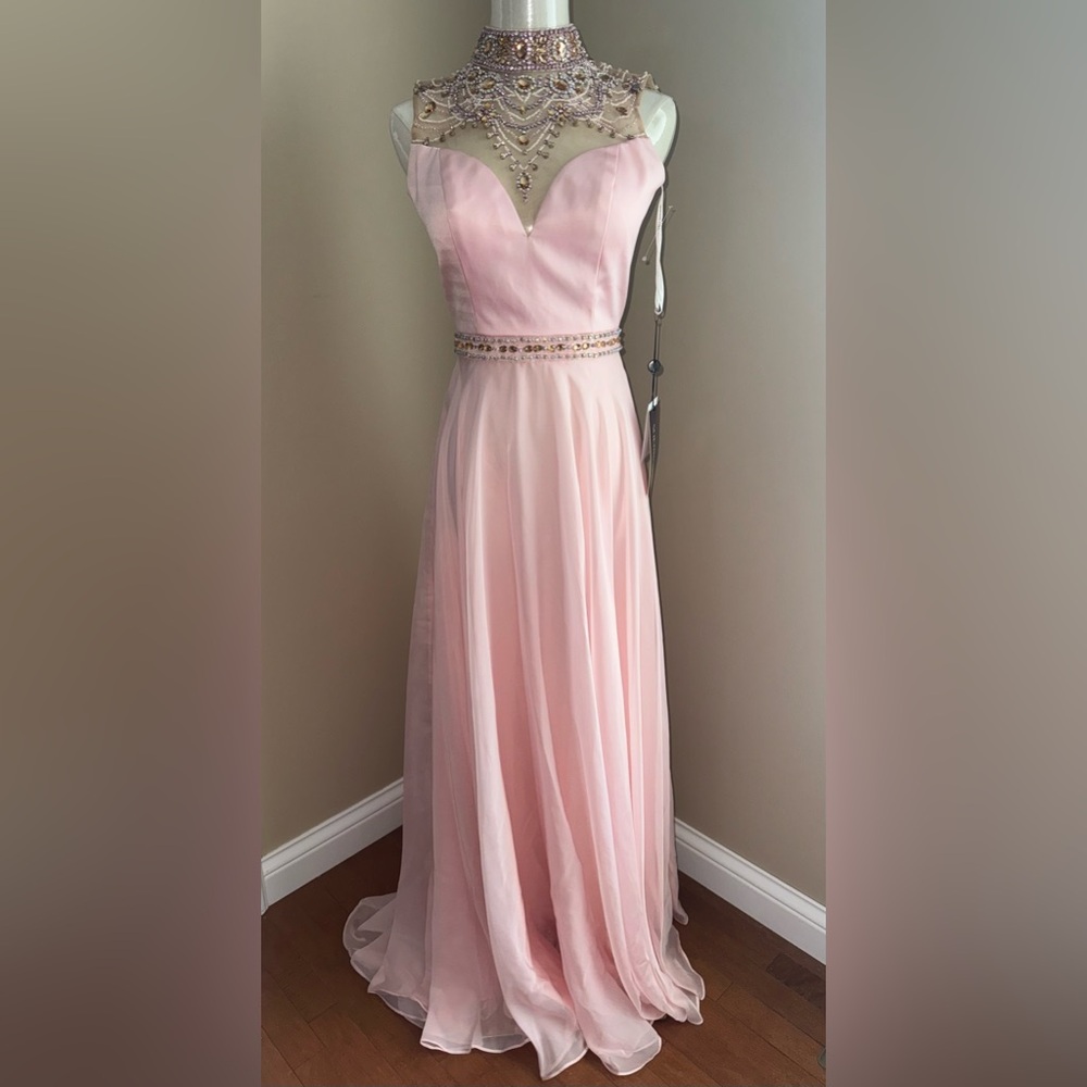 NWT Sherri Hill 32144 Blush Size 2